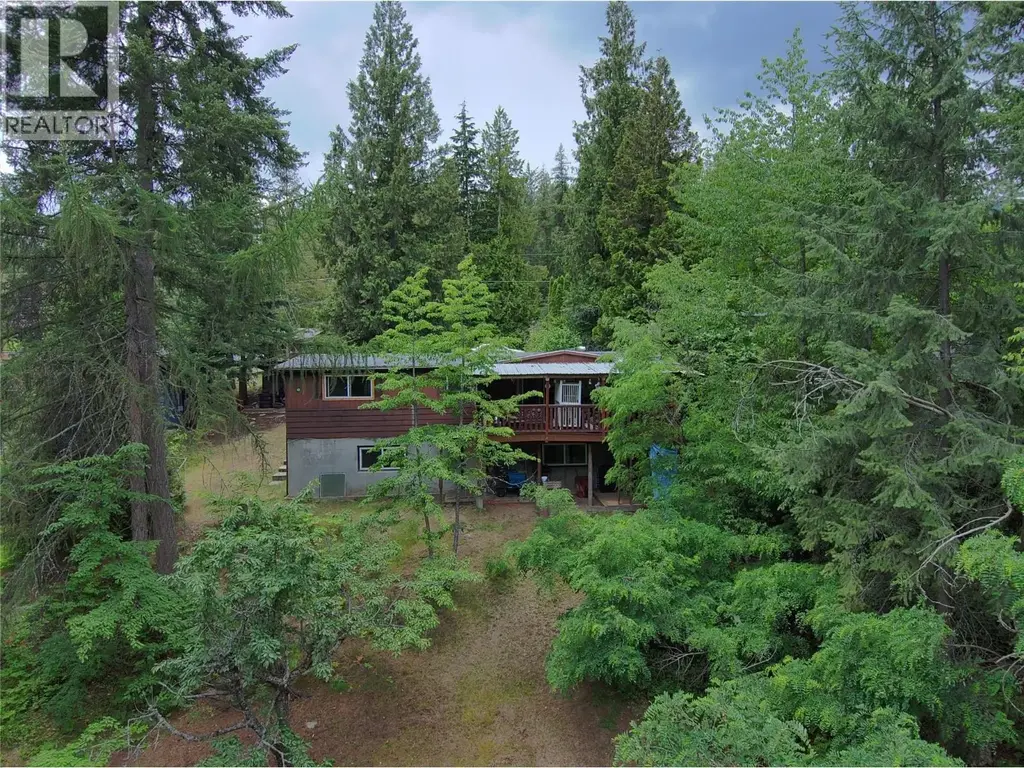 2186 Crestview Crescent, Castlegar